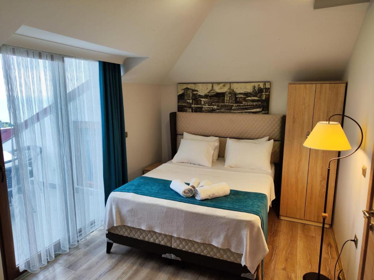 Apart Otel Gloria 4*